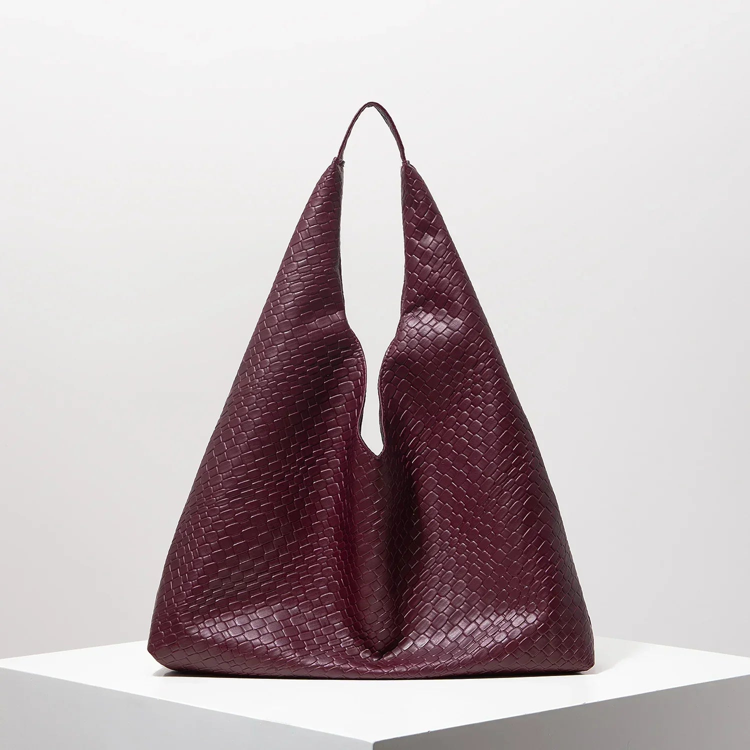 Betsy | Shoulder Bag with Woven Pattern