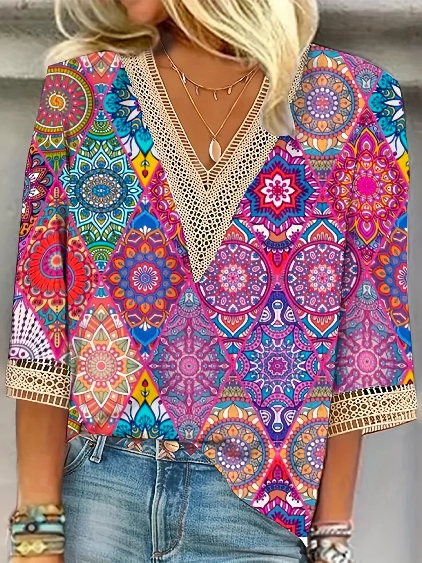 Divina | V-neck Blouse with Short Sleeves